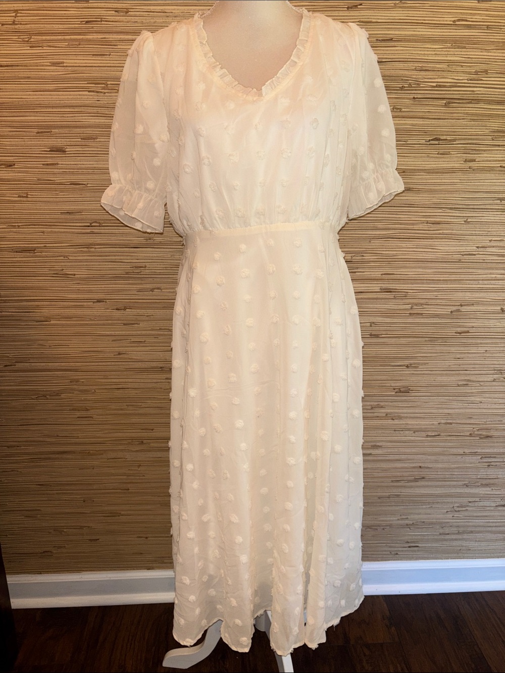 Polagram Cream Textured Dot Lined v-neck Maxi Dress medium nwt!